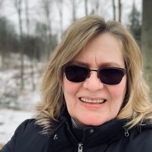 Meet your Posher, Cathy